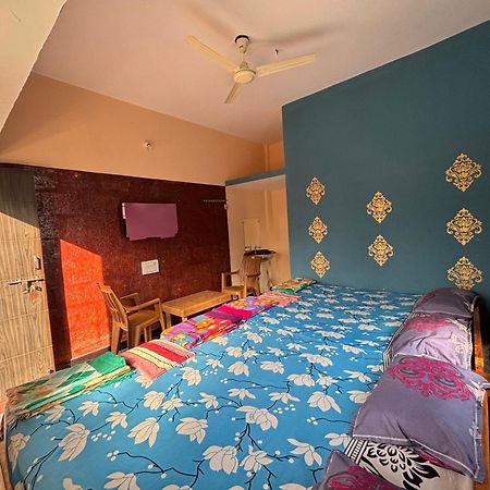 Dandeli Nakadi Home Stay Zewnętrze zdjęcie
