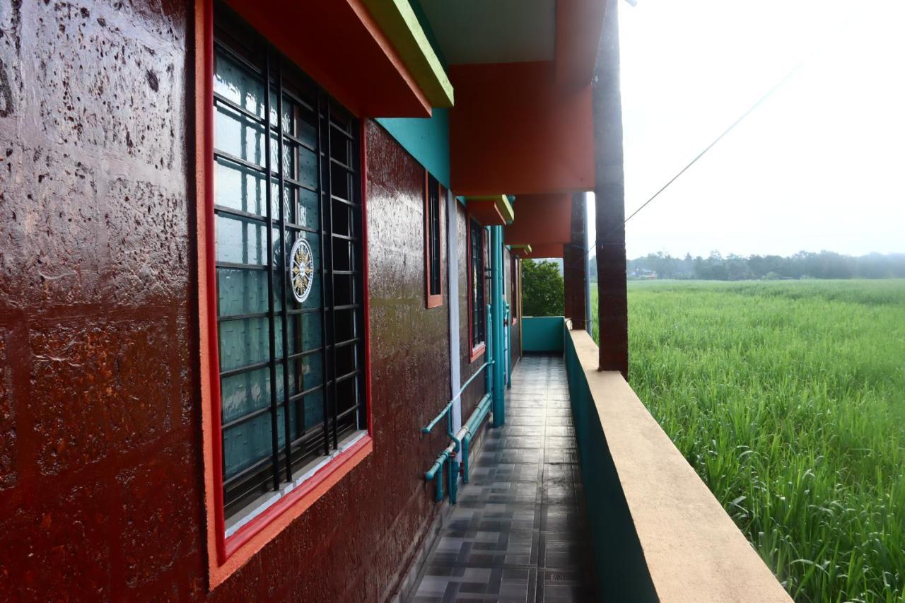 Dandeli Nakadi Home Stay Zewnętrze zdjęcie