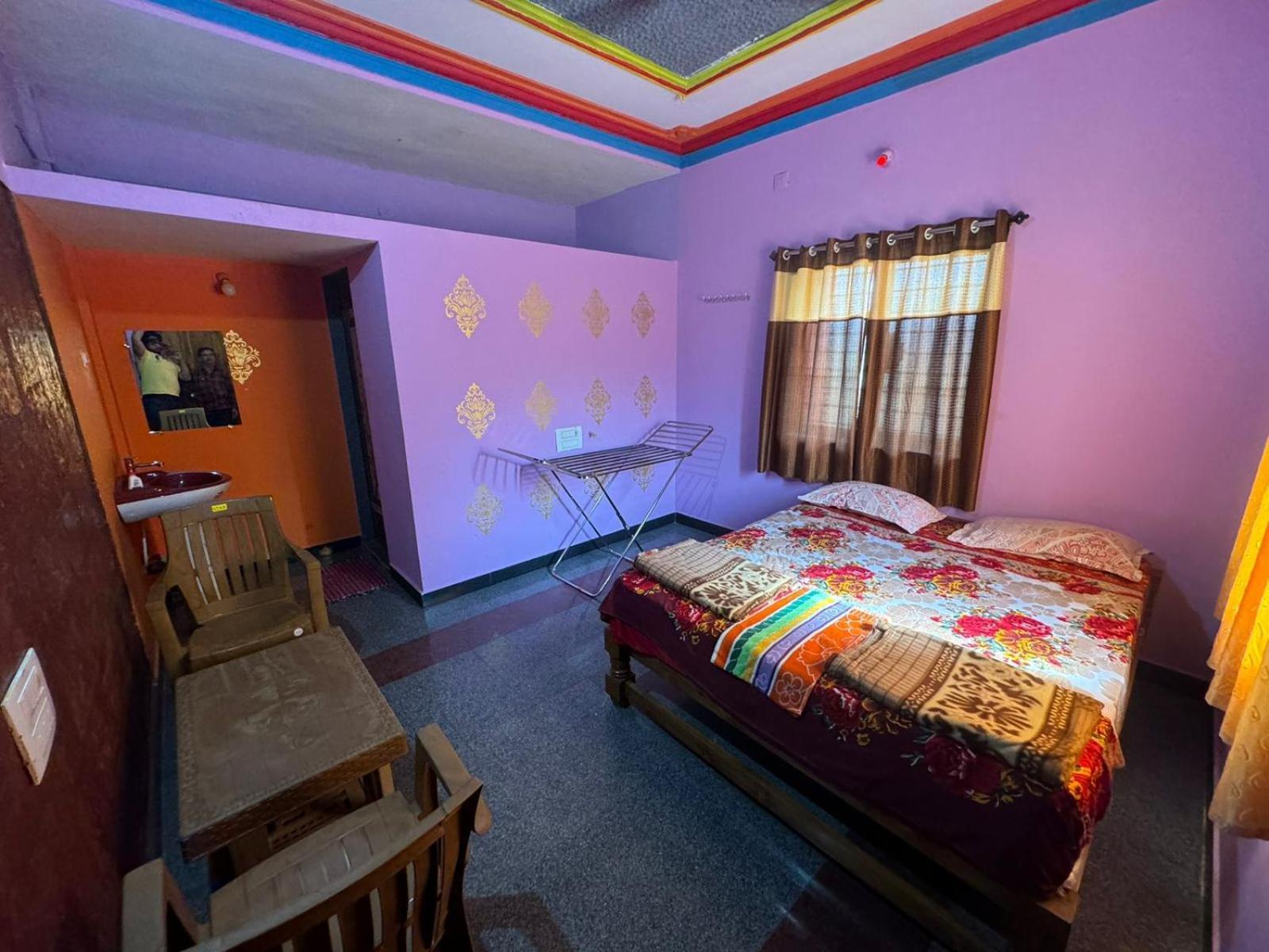 Dandeli Nakadi Home Stay Zewnętrze zdjęcie